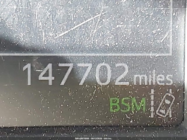 JTMRFREVXJJ726040 Toyota Rav4 Xle