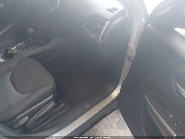 Продажа на аукционе авто 2019 Jeep Cherokee Latitude Fwd, vin: 1C4PJLCXXKD272296, номер лота: 45870564