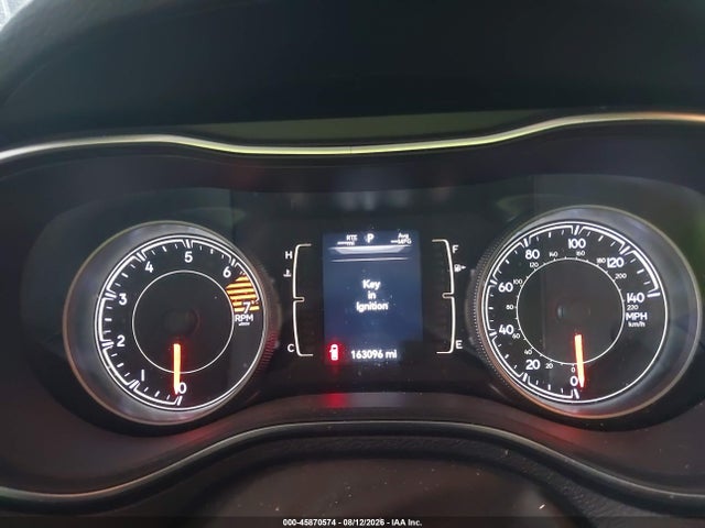 2019 Jeep Cherokee Latitude Fwd მანქანა იყიდება აუქციონზე, vin: 1C4PJLCB6KD222113, აუქციონის ნომერი: 45870574