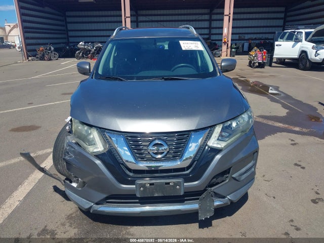45870592 :رقم المزاد ، 5N1AT2MT1HC745535 vin ، 2017 Nissan Rogue S مزاد بيع
