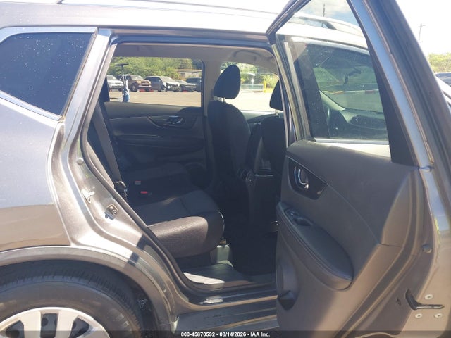 45870592 :رقم المزاد ، 5N1AT2MT1HC745535 vin ، 2017 Nissan Rogue S مزاد بيع