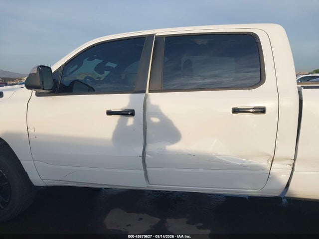 Продаж на аукціоні авто 2023 Ram 1500 Big Horn  4x4 6'4 Box, vin: 1C6SRFMT9PN557497, номер лоту: 45870627