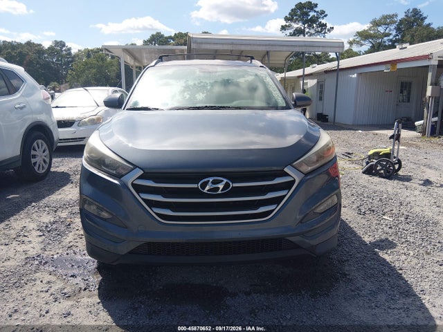 45870652 :رقم المزاد ، KM8J33A40HU476280 vin ، 2017 Hyundai Tucson Se مزاد بيع