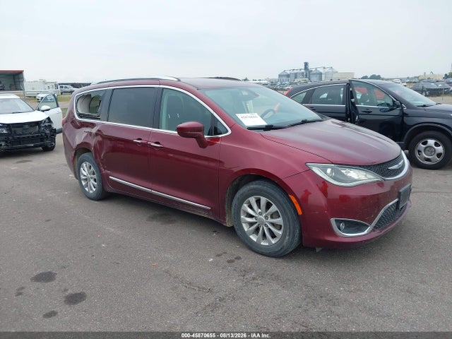 2018 Chrysler Pacifica Touring L მანქანა იყიდება აუქციონზე, vin: 2C4RC1BGXJR261464, აუქციონის ნომერი: 45870655