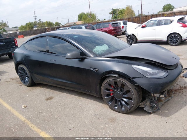 45870693 :رقم المزاد ، 5YJ3E1EC6NF105822 vin ، 2022 Tesla Model 3 Performance Dual Motor All-wheel Drive مزاد بيع