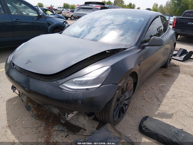 45870693 :رقم المزاد ، 5YJ3E1EC6NF105822 vin ، 2022 Tesla Model 3 Performance Dual Motor All-wheel Drive مزاد بيع