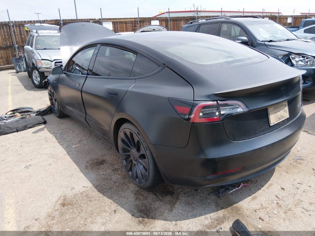 45870693 :رقم المزاد ، 5YJ3E1EC6NF105822 vin ، 2022 Tesla Model 3 Performance Dual Motor All-wheel Drive مزاد بيع