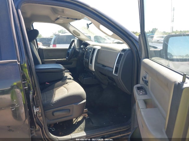 45870718 :رقم المزاد ، 1D7RB1CP0BS624118 vin ، 2011 Ram Ram 1500 Slt مزاد بيع