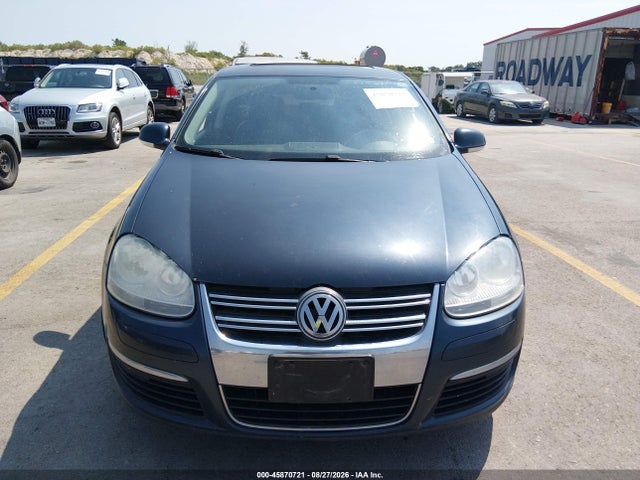 Продажа на аукционе авто 2010 Volkswagen Jetta Limited Edition, vin: 3VWRX7AJ0AM142167, номер лота: 45870721