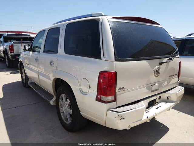 45870741 :رقم المزاد ، 1GYEC63T63R202101 vin ، 2003 Cadillac Escalade Standard مزاد بيع
