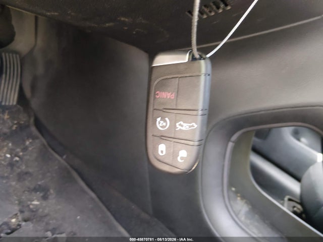 Chrysler 200 Limited 2015 1C3CCCAB0FN611409 Image 11
