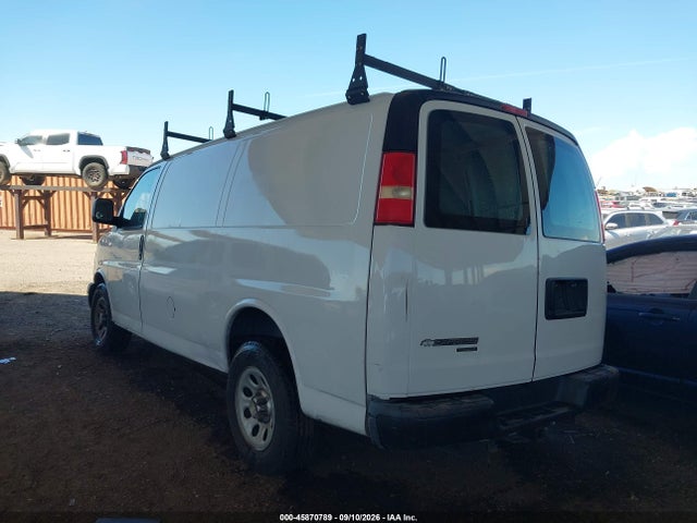 45870789 :رقم المزاد ، 1GCSGAFX9B1176704 vin ، 2011 Chevrolet Express 1500 Work Van مزاد بيع