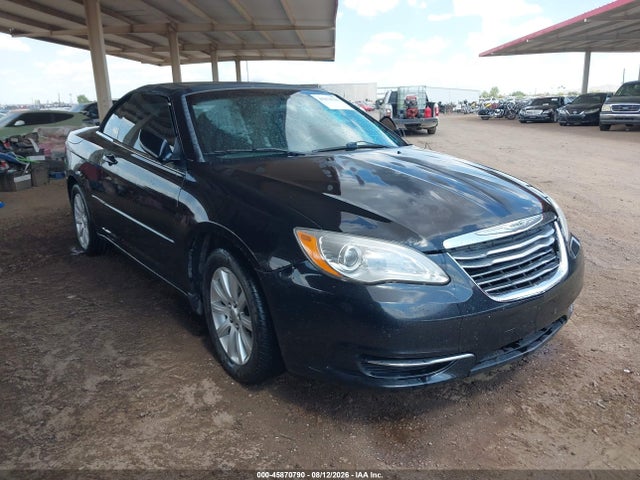 Продаж на аукціоні авто 2013 Chrysler 200 Touring, vin: 1C3BCBEG0DN659758, номер лоту: 45870790