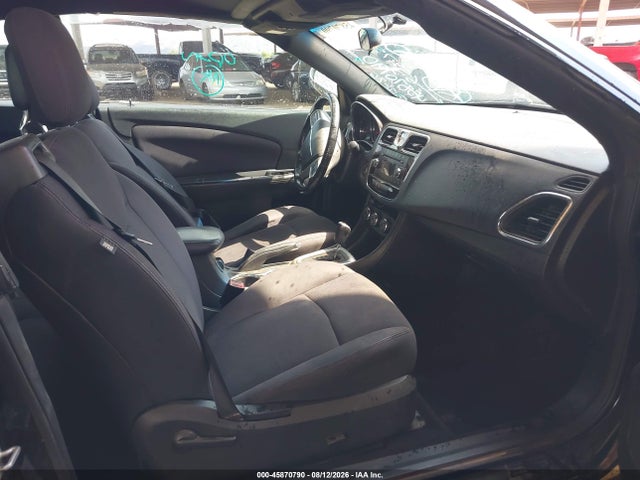 Продаж на аукціоні авто 2013 Chrysler 200 Touring, vin: 1C3BCBEG0DN659758, номер лоту: 45870790