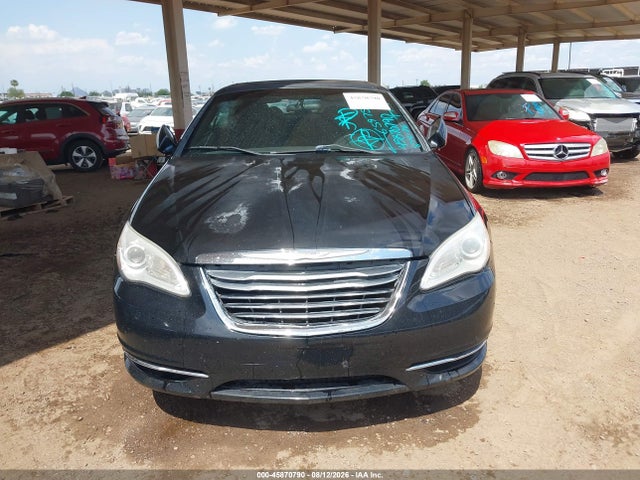 Продаж на аукціоні авто 2013 Chrysler 200 Touring, vin: 1C3BCBEG0DN659758, номер лоту: 45870790