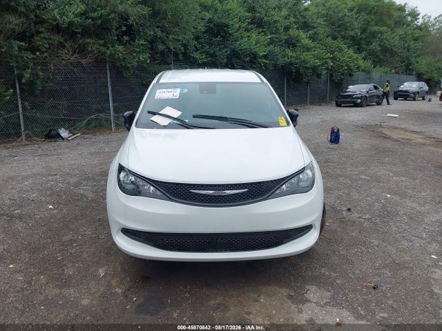 Chrysler Voyager Lx 2025 2C4RC1CG8SR586453 Image 12