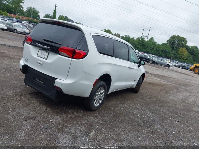 Chrysler Voyager Lx 2025 2C4RC1CG8SR586453 Image 4