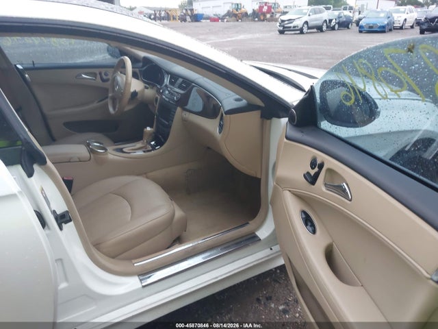 2008 Mercedes-benz Cls 550 მანქანა იყიდება აუქციონზე, vin: WDDDJ72X58A128859, აუქციონის ნომერი: 45870846