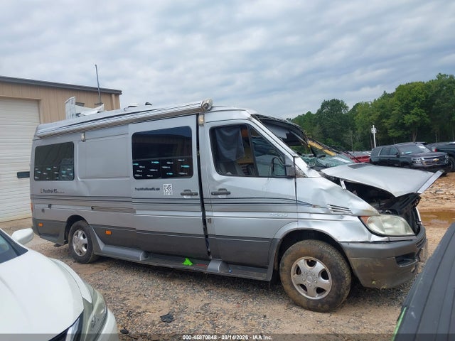 45870848 :رقم المزاد ، WD0PD744455823539 vin ، 2006 Dodge Sprinter مزاد بيع