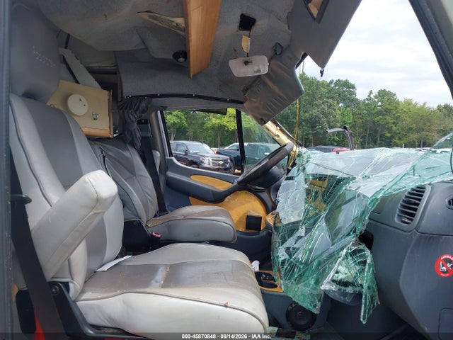 45870848 :رقم المزاد ، WD0PD744455823539 vin ، 2006 Dodge Sprinter مزاد بيع