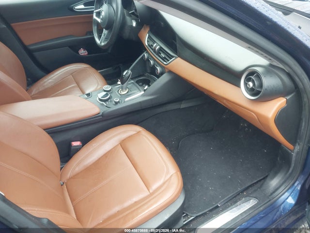 Продажа на аукционе авто 2017 Alfa Romeo Giulia Awd, vin: ZARFAEDNXH7539695, номер лота: 45870888