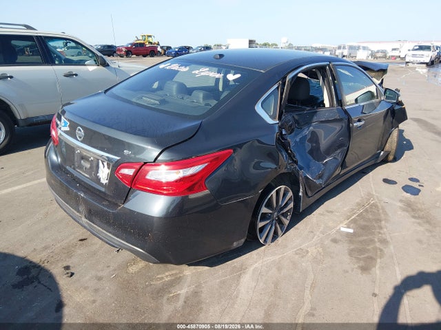 Продаж на аукціоні авто 2017 Nissan Altima 2.5 Sl, vin: 1N4AL3AP4HC180110, номер лоту: 45870905