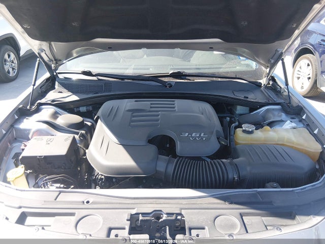 Chrysler 300 Limited 2017 2C3CCAAG0HH596907 Image 10