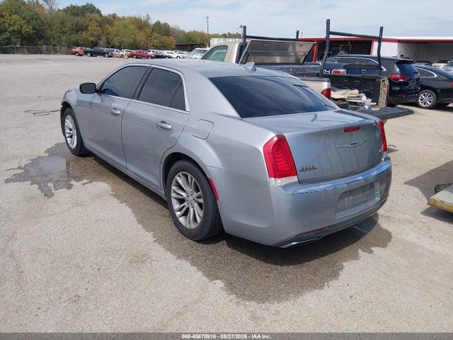 Chrysler 300 Limited 2017 2C3CCAAG0HH596907 Image 3