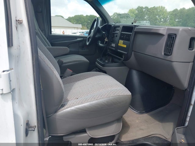 45870968 :رقم المزاد ، 1GAHG39U031111922 vin ، 2003 Chevrolet Express Passenger مزاد بيع