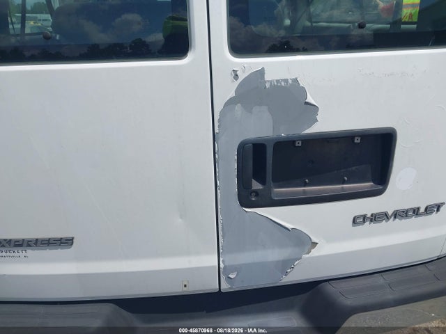 45870968 :رقم المزاد ، 1GAHG39U031111922 vin ، 2003 Chevrolet Express Passenger مزاد بيع