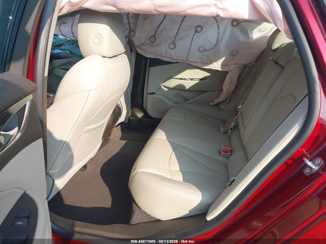 1G4ZR5SS2JU114760 Buick Lacrosse Premium