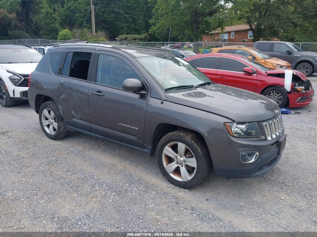 45871019 :رقم المزاد ، 1C4NJCEA9FD126400 vin ، 2015 Jeep Compass High Altitude Edition مزاد بيع