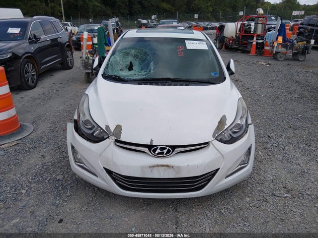 2015 Hyundai Elantra Limited მანქანა იყიდება აუქციონზე, vin: 5NPDH4AE3FH557427, აუქციონის ნომერი: 45871048