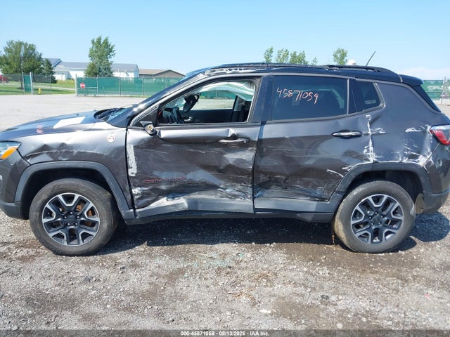 45871059 :رقم المزاد ، 3C4NJDDB4KT619454 vin ، 2019 Jeep Compass Trailhawk 4x4 مزاد بيع