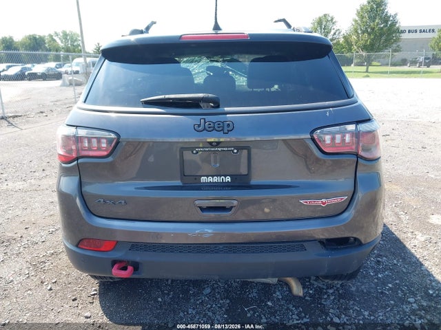45871059 :رقم المزاد ، 3C4NJDDB4KT619454 vin ، 2019 Jeep Compass Trailhawk 4x4 مزاد بيع