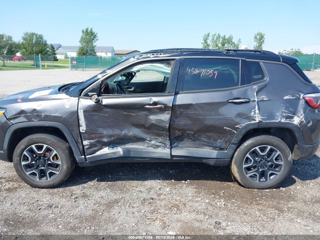 45871059 :رقم المزاد ، 3C4NJDDB4KT619454 vin ، 2019 Jeep Compass Trailhawk 4x4 مزاد بيع