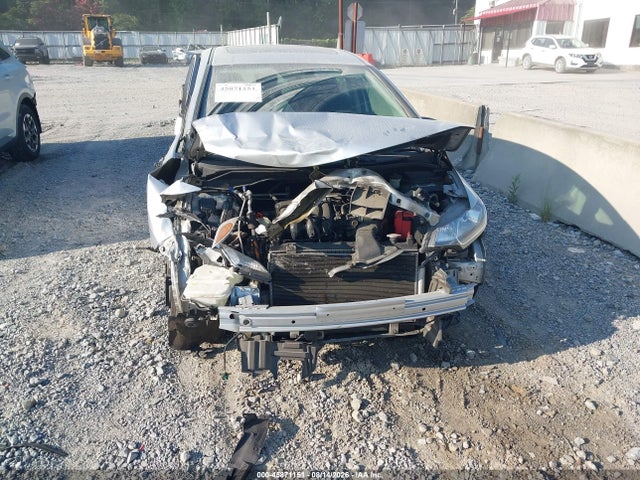 45871151 :رقم المزاد ، 3HGGK5H85FM743339 vin ، 2015 Honda Fit Ex/ex-l مزاد بيع