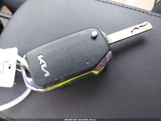 45871180 :رقم المزاد ، KNDJ23AU2S7256846 vin ، 2025 Kia Soul Lx مزاد بيع
