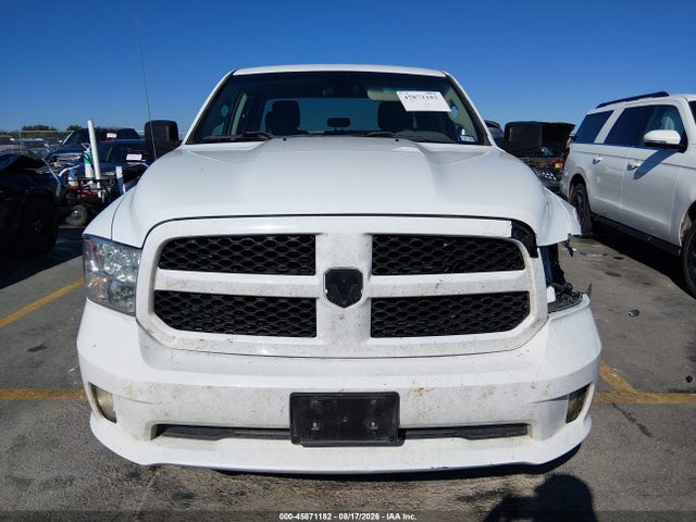 RAM 1500 Express 4x2 6'4 Box 2018 1C6RR6FG2JS174041 Image 12