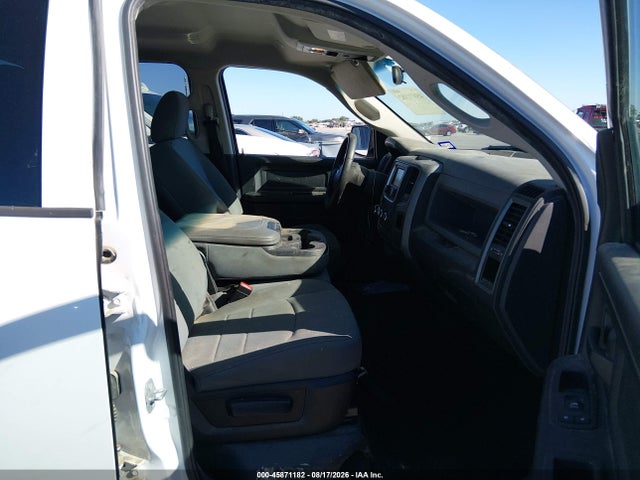 RAM 1500 Express 4x2 6'4 Box 2018 1C6RR6FG2JS174041 Image 5