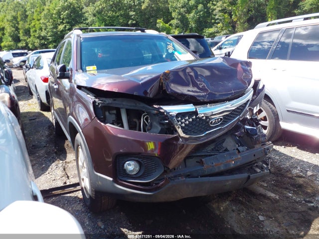 Продажа на аукционе авто 2011 Kia Sorento Lx, vin: 5XYKT3A19BG185929, номер лота: 45871251