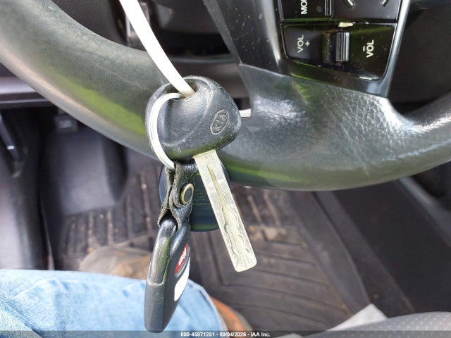 Продажа на аукционе авто 2011 Kia Sorento Lx, vin: 5XYKT3A19BG185929, номер лота: 45871251