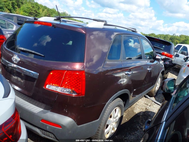 Продажа на аукционе авто 2011 Kia Sorento Lx, vin: 5XYKT3A19BG185929, номер лота: 45871251