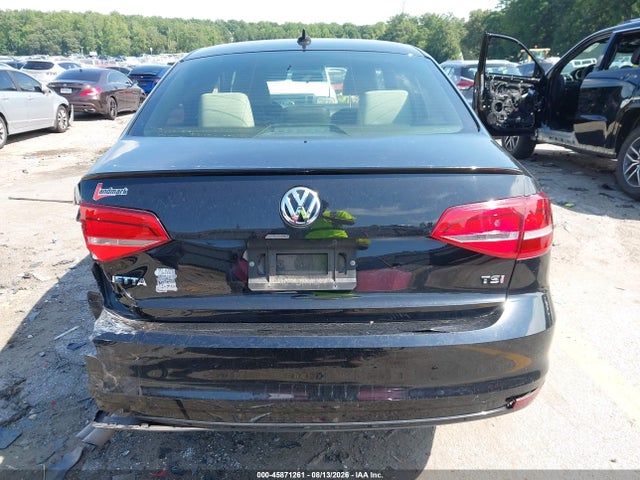 Продажа на аукционе авто 2015 Volkswagen Jetta 1.8t Sport, vin: 3VWD17AJ2FM347752, номер лота: 45871261