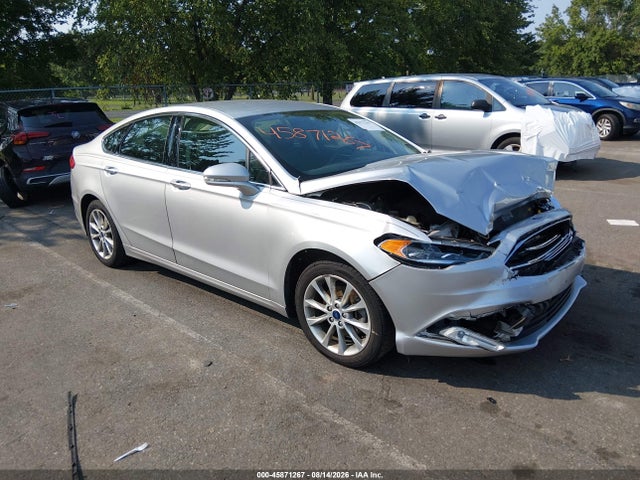45871267 :رقم المزاد ، 3FA6P0HD3HR171856 vin ، 2017 Ford Fusion Se مزاد بيع