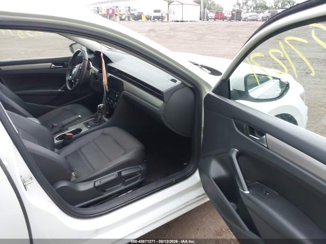 Aukcja sprzedaży 2021 Volkswagen Passat 2.0t Se, vin: 1VWSA7A32MC000994, numer aukcji: 45871271