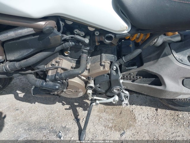 Ducati Monster 1200/s 2014 ZDM1RBSW9EB002689 Image 9