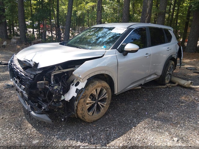 45871328 :رقم المزاد ، 5N1BT3BA7PC743699 vin ، 2023 Nissan Rogue Sv Fwd مزاد بيع