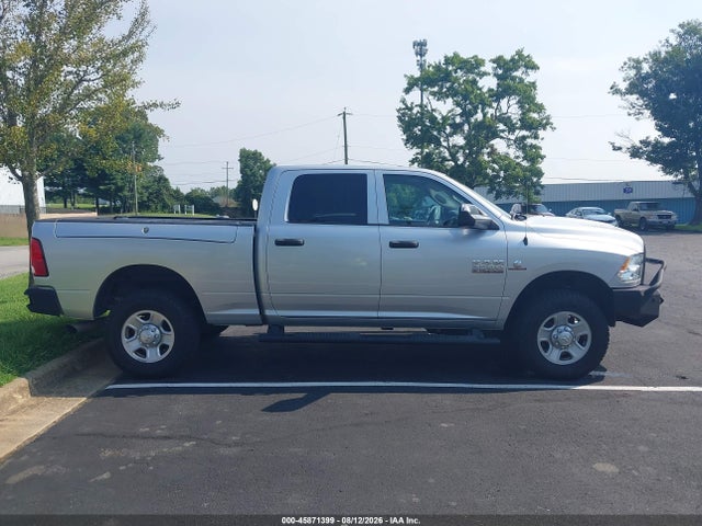 Продаж на аукціоні авто 2018 Ram 3500 Tradesman  4x4 6'4 Box, vin: 3C63R3CL5JG299077, номер лоту: 45871399