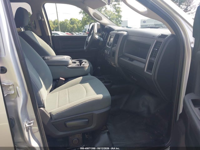 Продаж на аукціоні авто 2018 Ram 3500 Tradesman  4x4 6'4 Box, vin: 3C63R3CL5JG299077, номер лоту: 45871399